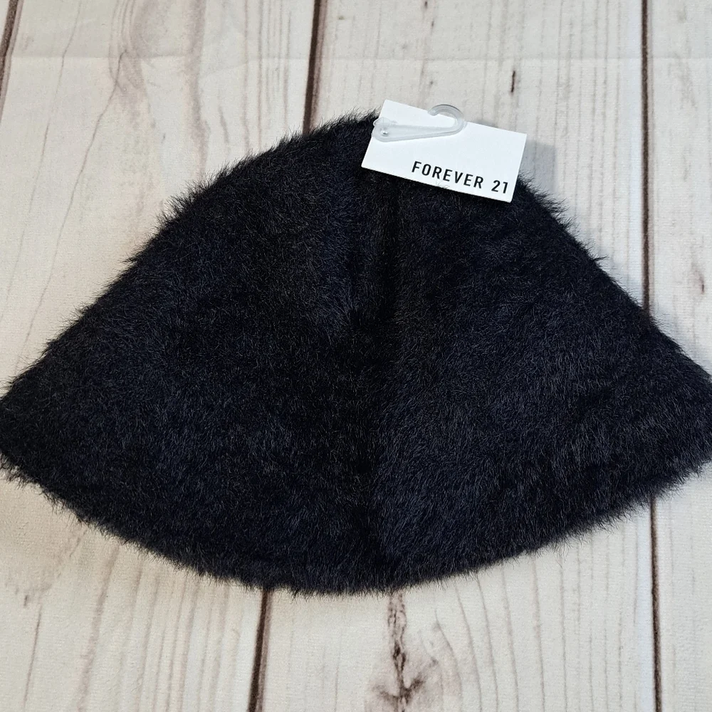 Forever 21 Fuzzy Hat